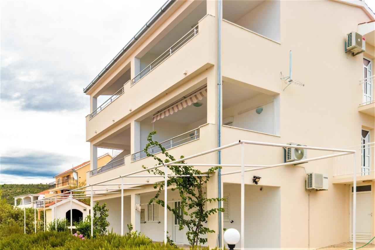 Apartment Ante Razanj Exterior photo