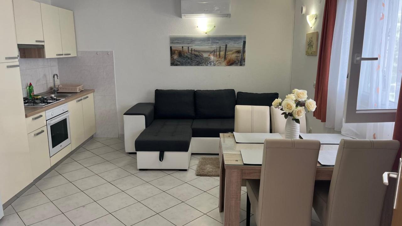Apartment Ante Razanj Exterior photo
